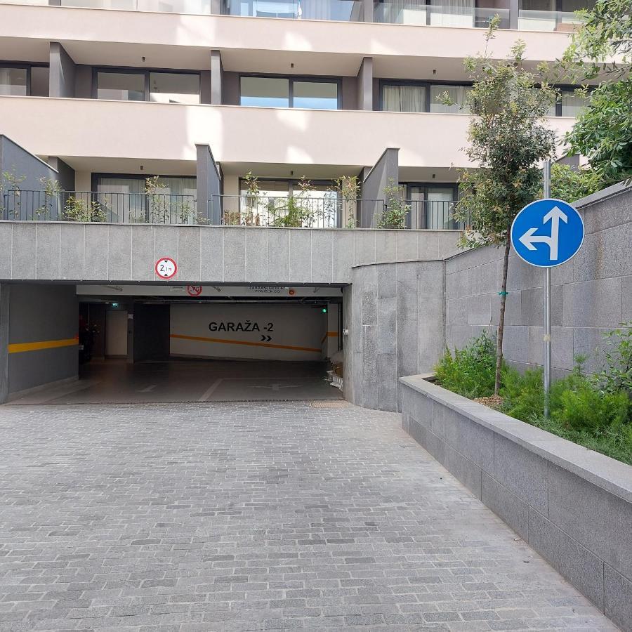 Apartments Sindy And Mendy With Parking Space In The Garage Dubrovnik Ngoại thất bức ảnh